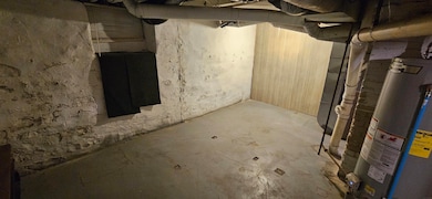 233 Quincy St, Waterloo, IA 50703 - photo 7