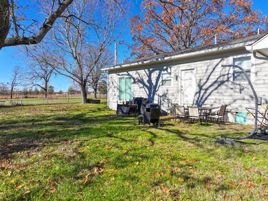 1168 W Osage St, Jay, OK 74346 - photo 5