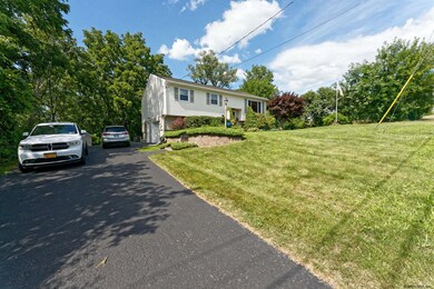 16 Birch Ln, Rensselaer, NY 12144 - photo 3