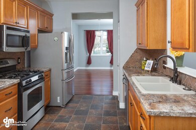 Kitchen_DMD_3040-SMALL