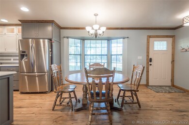 Walk-in to a cozy, homey feeling.