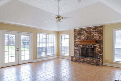 1614 Timber Creek Dr, Tyler, TX 75703 - photo 4