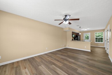 2260 Mccormick Ln unit B, Clarksville, TN 37040 - photo 5