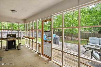 25-102 Hemlock Rd