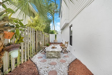 2533 Bessie St, Delray Beach, FL 33444 - photo 2