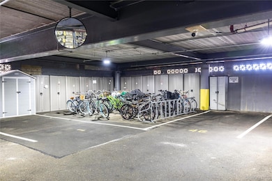 Sea Pointe Towers unit 8L, Long Beach, NY 11561 - photo 7