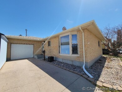 4405 E 12th St, Cheyenne, WY 82001 - photo 2