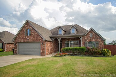 1611 W Austin Place, Broken Arrow, OK 74011 - photo 2