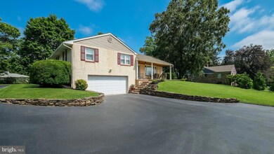 64 E Hillcrest Ave, Chalfont, PA 18914 - photo 5