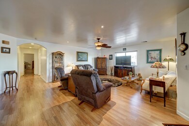2720 E 4th Ave-11