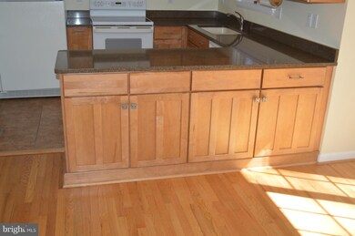 8607 Contee Rd, Laurel, MD 20708 - photo 7