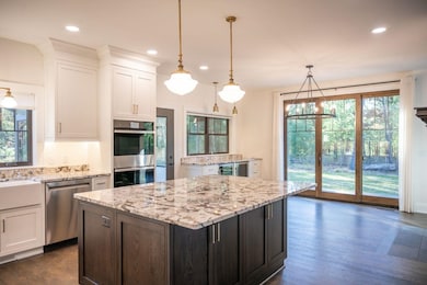 N7825 N Cherokee Cir, New Lisbon, WI 53950 - photo 6