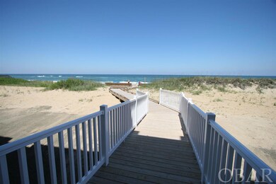 Private beach access wheel chair accessible.