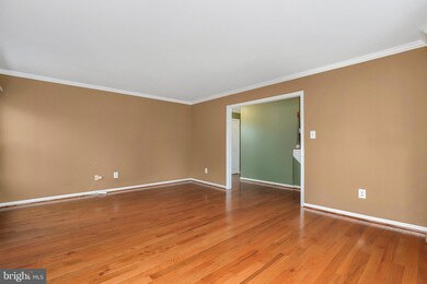 13375 Springhaven Dr, Fairfax, VA 22033 - photo 7