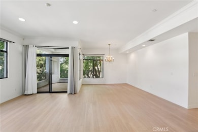 742 Locust St unit 301, Pasadena, CA 91101 - photo 4
