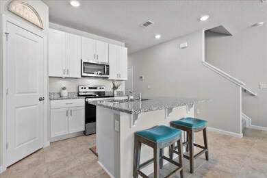 5723 SE Edgewater Cir, Stuart, FL 34997 - photo 6