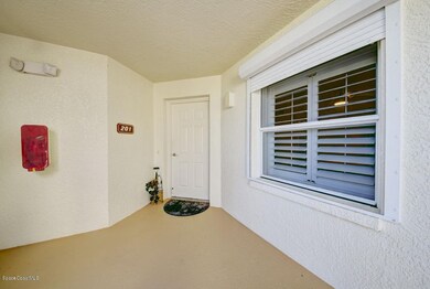 Corner Unit