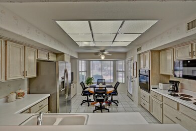 14002 W Cavalcade Dr, Sun City West, AZ 85375 - photo 4