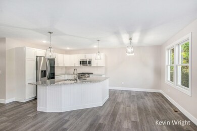 561 Mary St, Muskegon, MI 49442 - photo 5