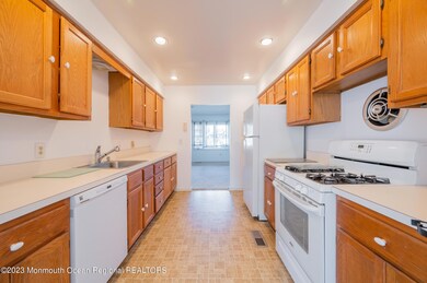 513 12th Ave unit 1, Belmar, NJ 07719 - photo 6