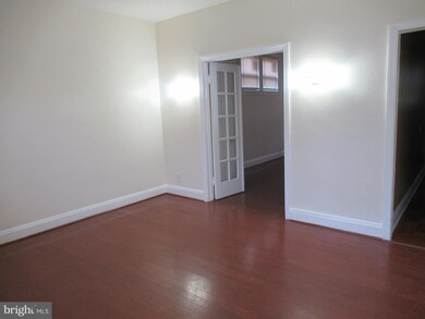 2453 W Cold Spring Ln, Baltimore, MD 21215 - photo 4