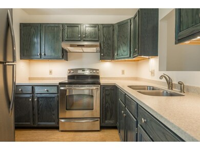 103 Farr Rd, Richmond, VT 05477 - photo 3