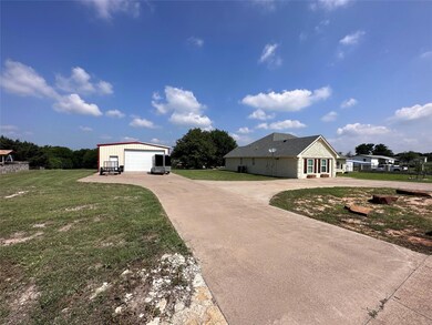 808 Neptune Dr, Granbury, TX 76049 - photo 3