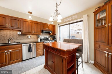 164 Oakmont Ct, Reading, PA 19607 - photo 4