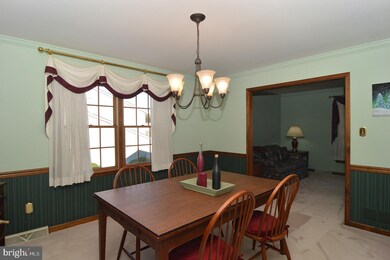 2018 Cypress Ln, Reading, PA 19610 - photo 6