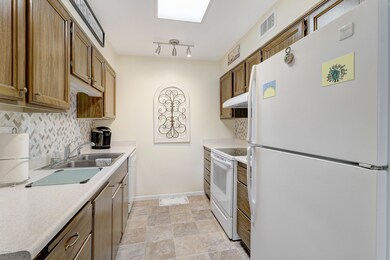 13218 N 108th Ave, Sun City, AZ 85351 - photo 6