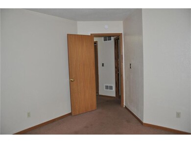 6844 Bales Ave, Kansas City, MO 64132 - photo 6