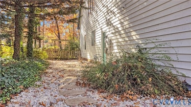 View of home's exterior