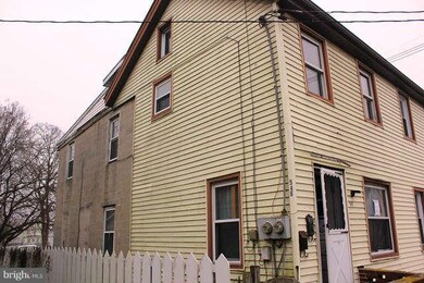 546 S Main St, Chambersburg, PA 17201 - photo 2