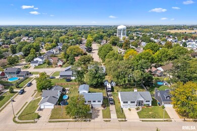 5812 Appomattox Rd, Davenport, IA 52806 - photo 6