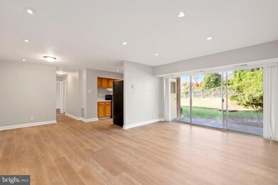 3714 N Rosser St unit 3714-2, Alexandria, VA 22311 - photo 5