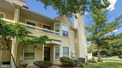 148 Mill Run E, Hightstown, NJ 08520 - photo 4