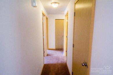 61123 Hamilton Ln, Bend, OR 97702 - photo 7