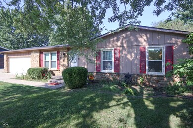 4934 Cottonwood Ct N, Columbus, IN 47203 - photo 2