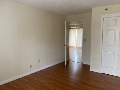 74 Tennis Plaza Rd unit 39, Dracut, MA 01826 - photo 3