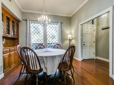 1008 Abbots Ln, Denton, TX 76205 - photo 3