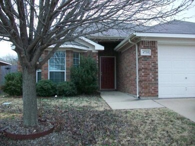 4735 Topaz Ln, Granbury, TX 76049 - photo 2