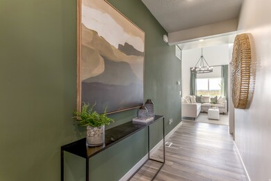 2013 E Swallow Dr unit 4064, Eagle Mountain, UT 84005 - photo 2