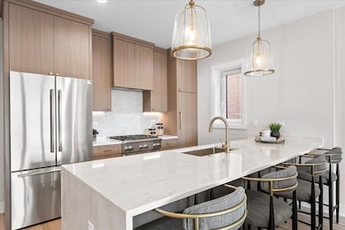 2435 N Clybourn Ave unit 2S, Chicago, IL 60614 - photo 5