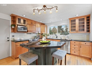 10430 SW Tranquil Way, Wilsonville, OR 97070 - photo 6