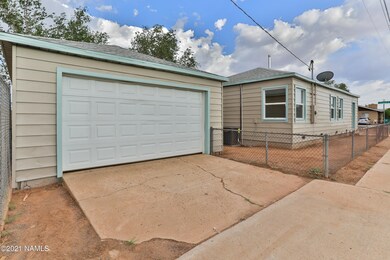 650 W Gilmore St, Winslow, AZ 86047 - photo 3