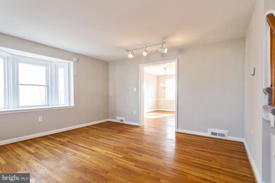 1321 Meridene Dr, Baltimore, MD 21239 - photo 5