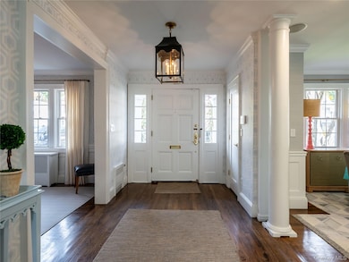 39 Hawthorne Place, Manhasset, NY 11030 - photo 3