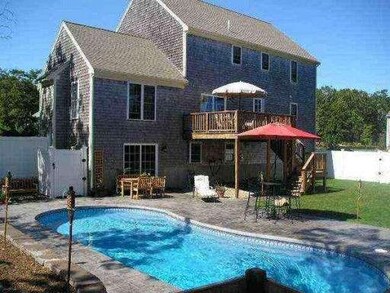 16 Oakbluff Rd, Bourne, MA 02532 - photo 2