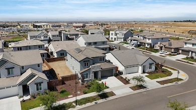 3494 Dobbins Ct, Lathrop, CA 95330 - photo 2