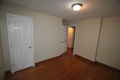 774 N Kenilworth Ave, Elmhurst, IL 60126 - photo 7